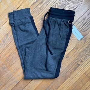 NEW Three Dots Color Block Sweatpant Jogger Modal Charcoal Gray Size Small NWT